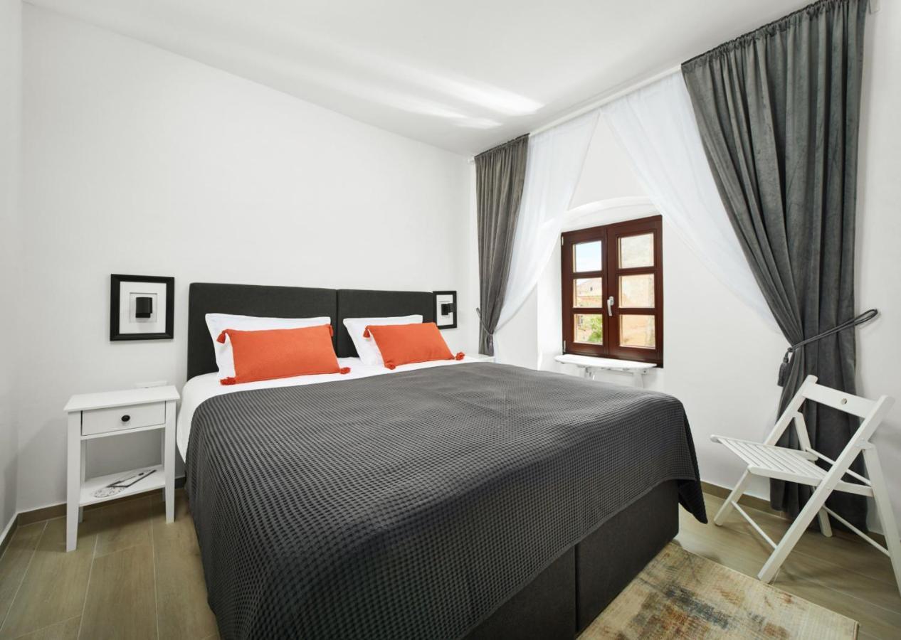 Cardo Apartments Porec Exterior photo